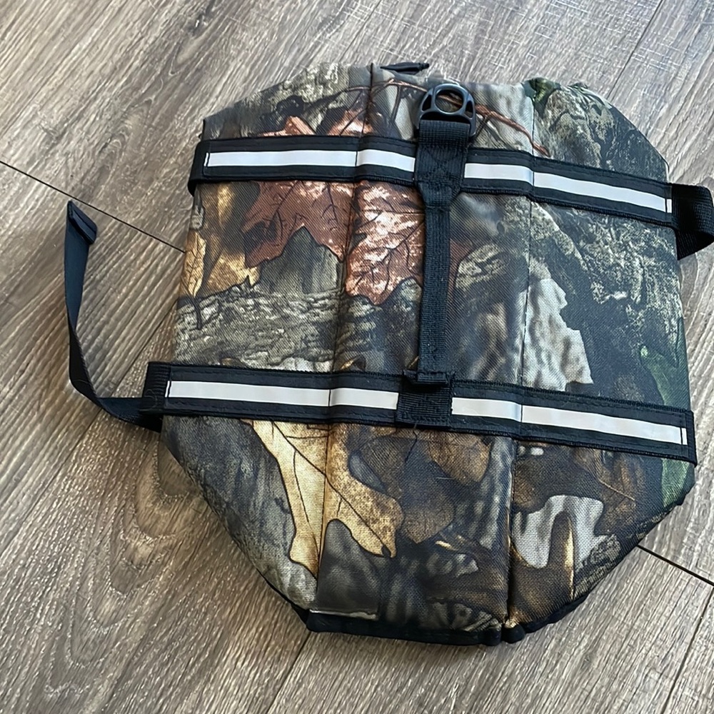 Camo dog life jacket